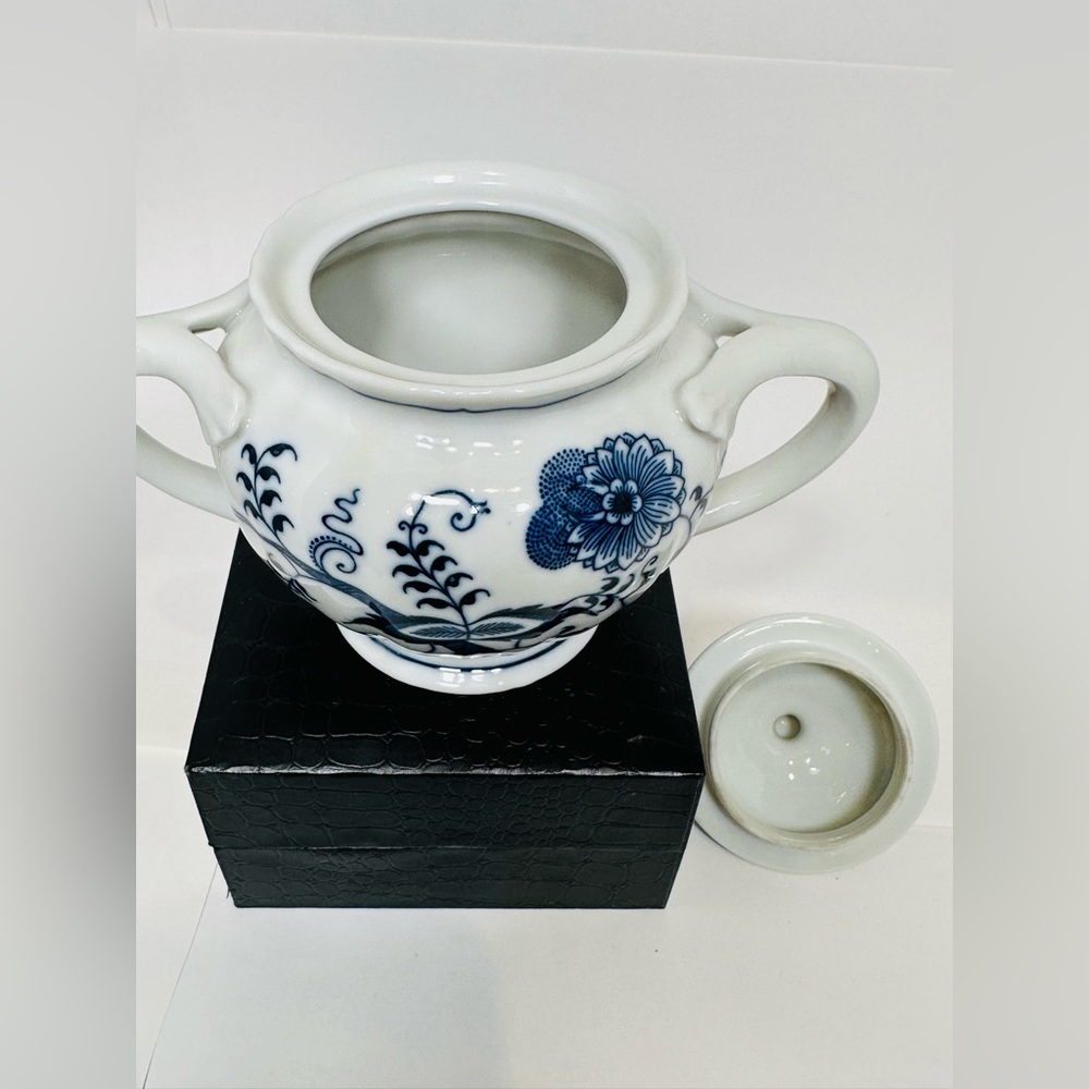 Vintage Blue Danube Porcelain Cream & Sugar Set - Picture 14 of 14